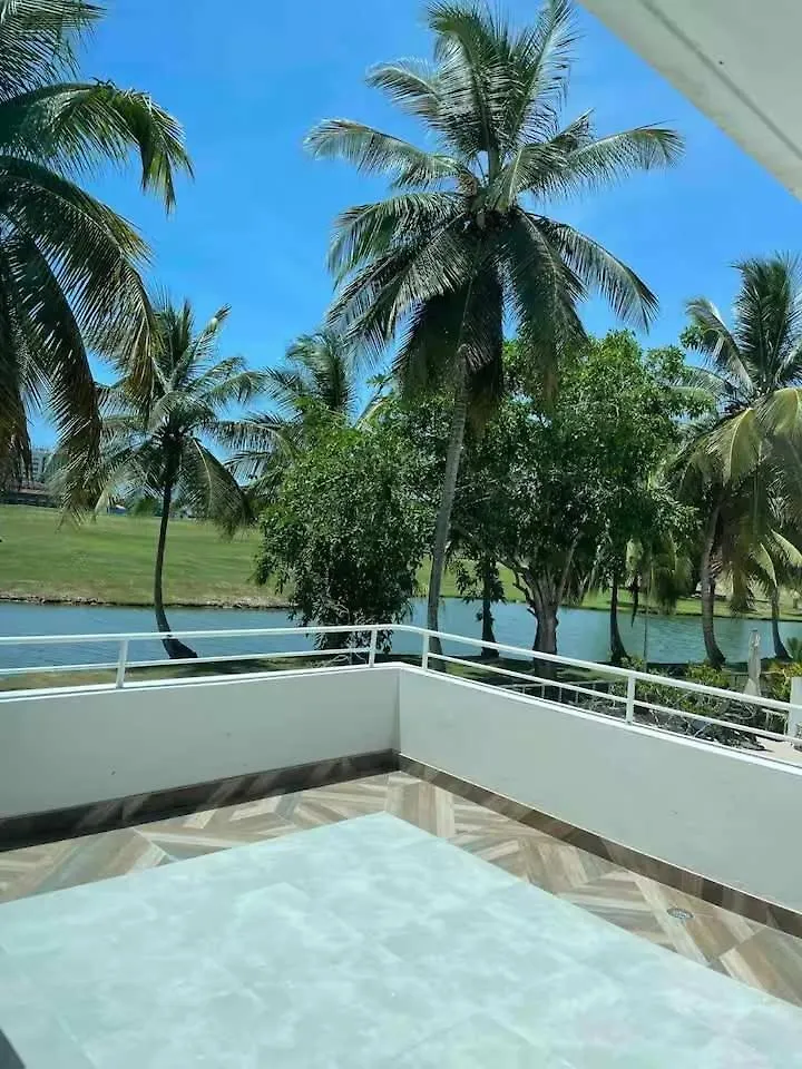 Villa Blue Sea Spacious Family Retreat Dorado